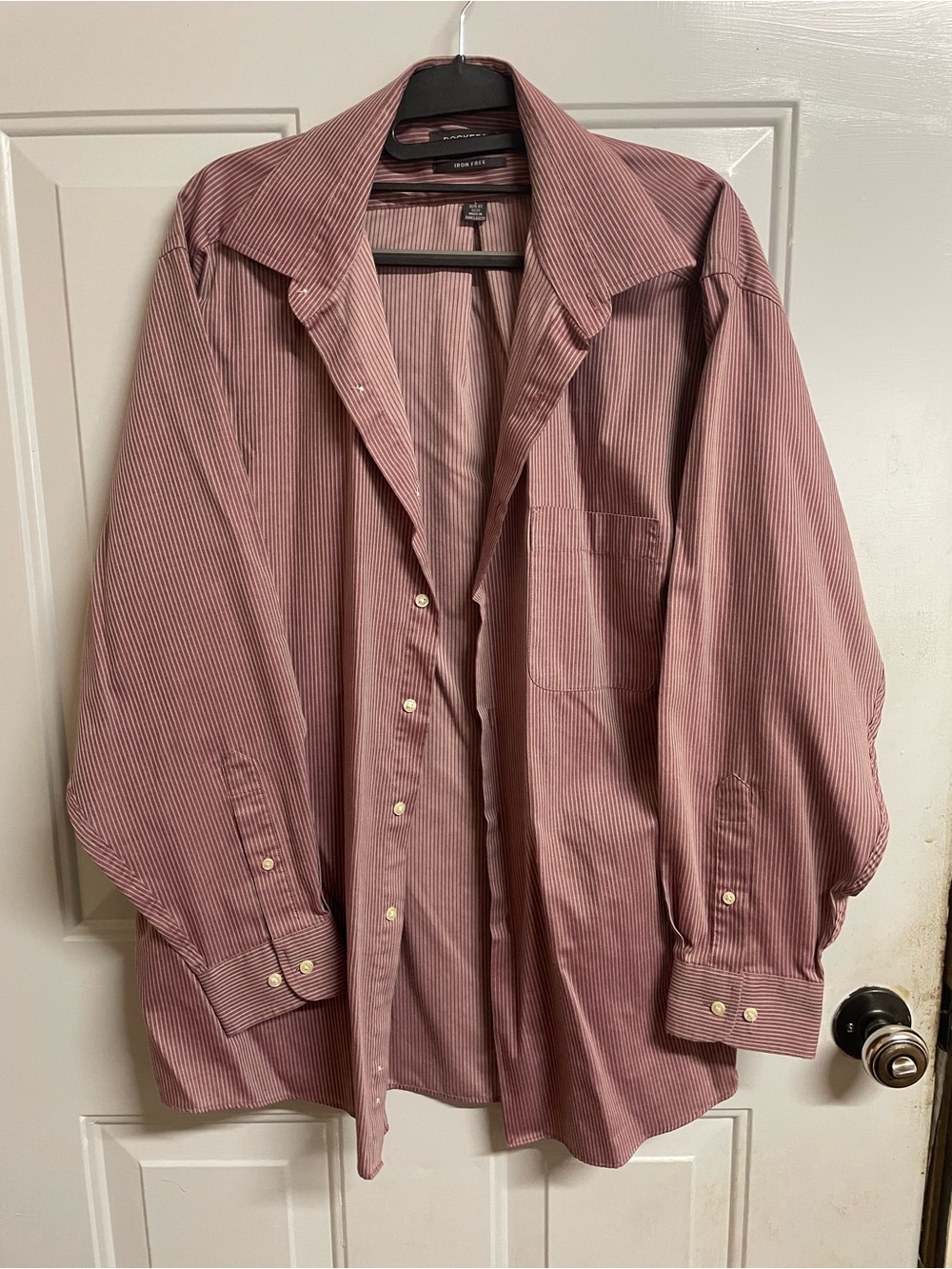 Dockers Men's Mauve Pinstripe Dress Shirt L